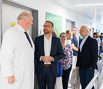 Stationsbegehung der neuen Räumlichkeiten der Orthopädie